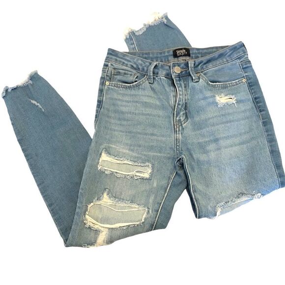 Simple Society Jeans Women’s Size 3 / 26 Destroyed Destructed Light Wash - Picture 4 of 12
